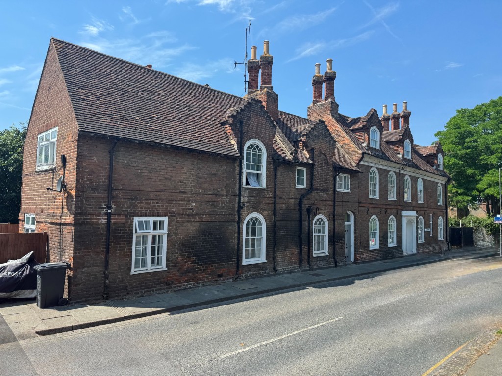 Lot: 13 - FREEHOLD GROUND RENTS - front of property